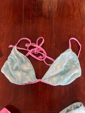VGUC moana bikini Light Blue Star Print Triangle Top with Pink Trim Size Medium
